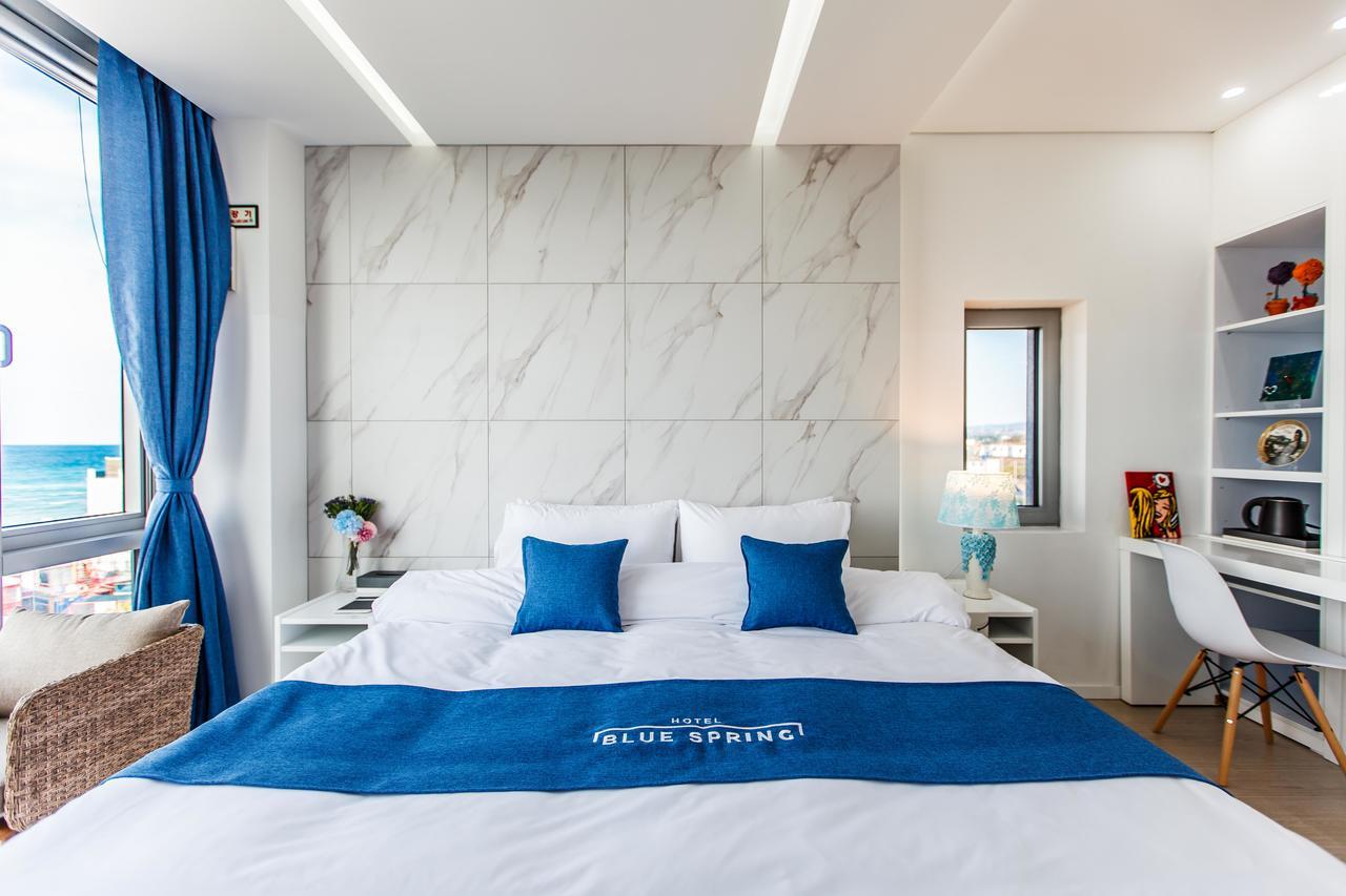 Blue Spring Hotel Чеджу Екстериор снимка