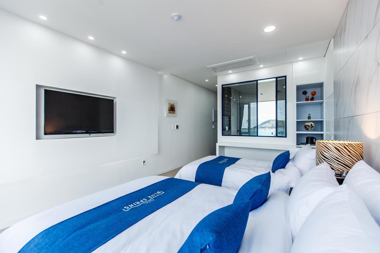 Blue Spring Hotel Чеджу Екстериор снимка