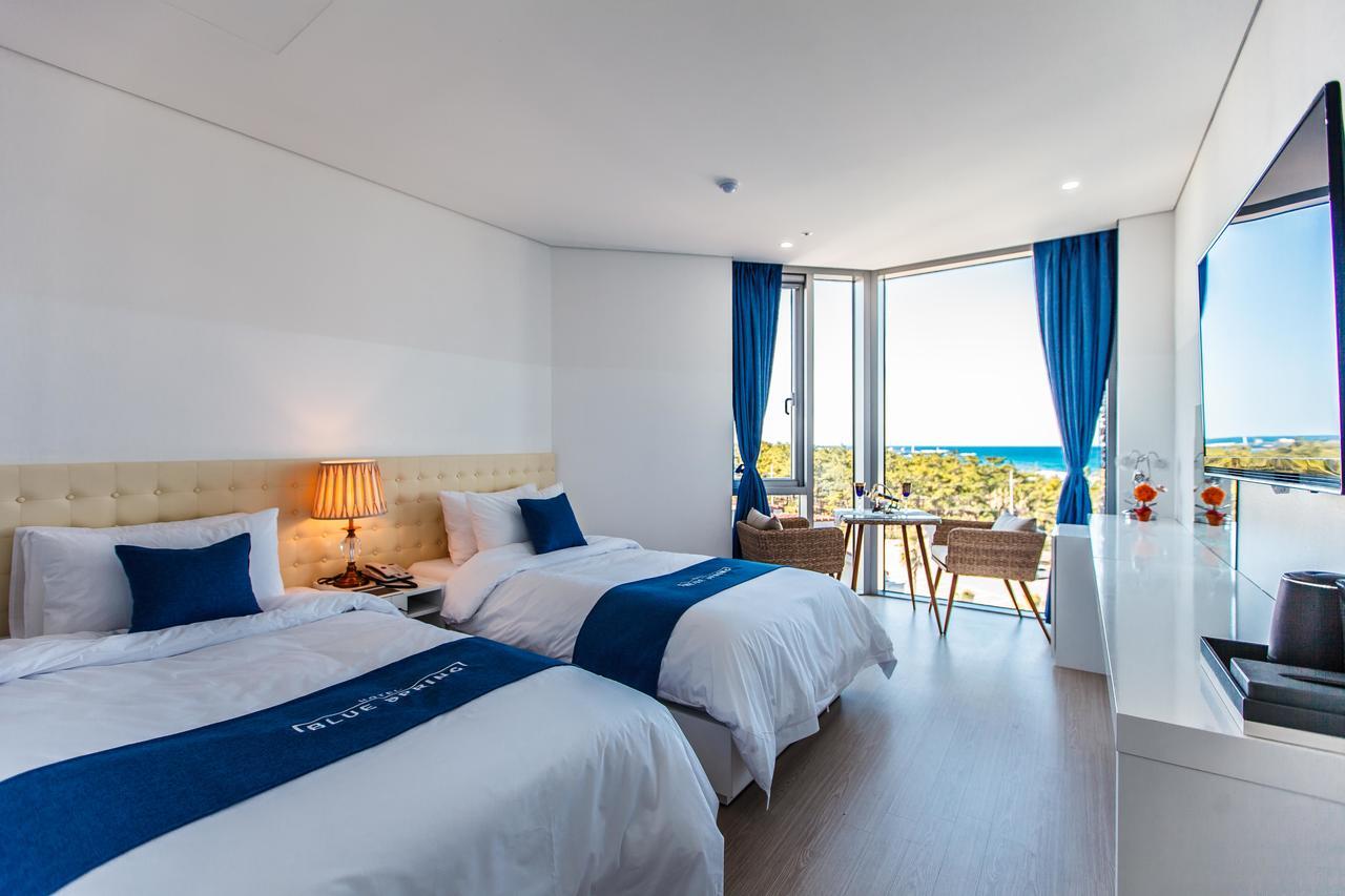 Blue Spring Hotel Чеджу Екстериор снимка