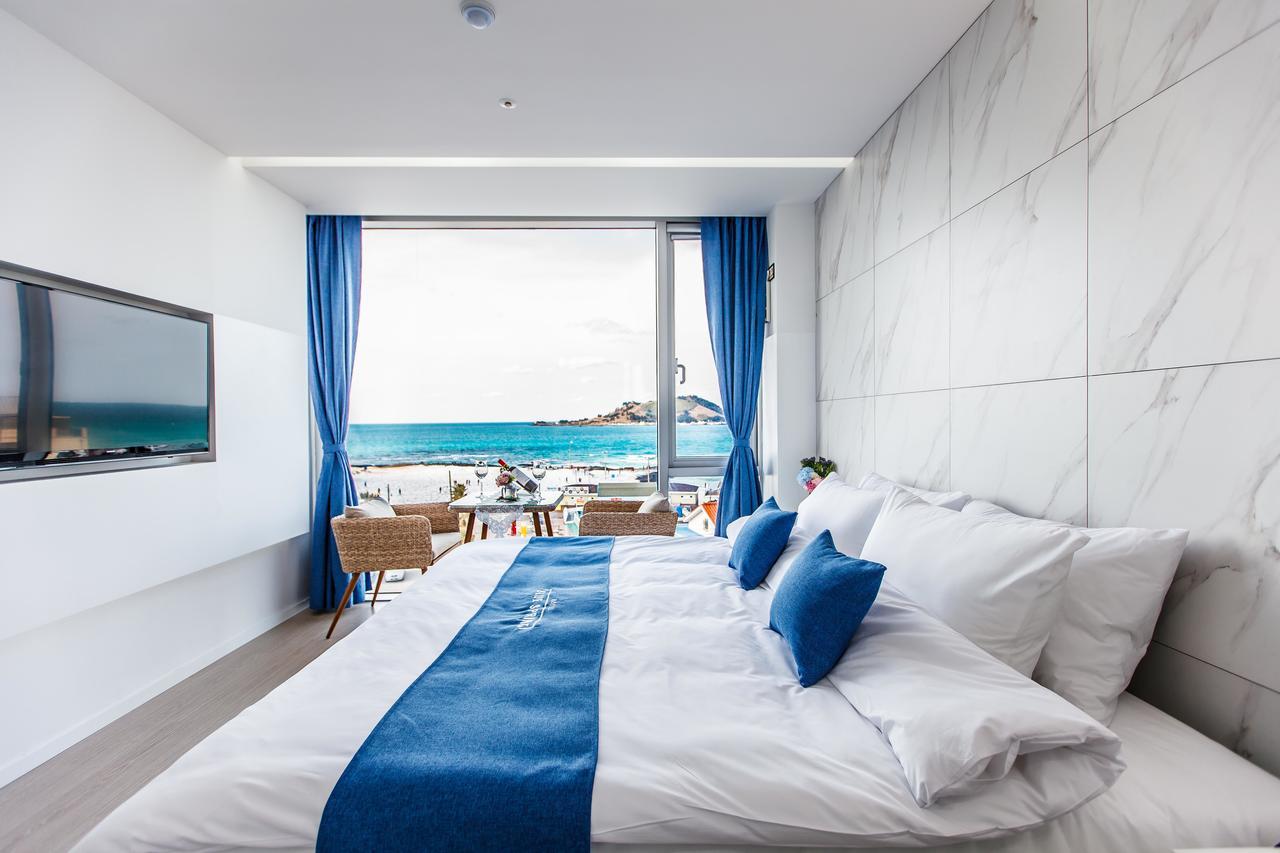 Blue Spring Hotel Чеджу Екстериор снимка