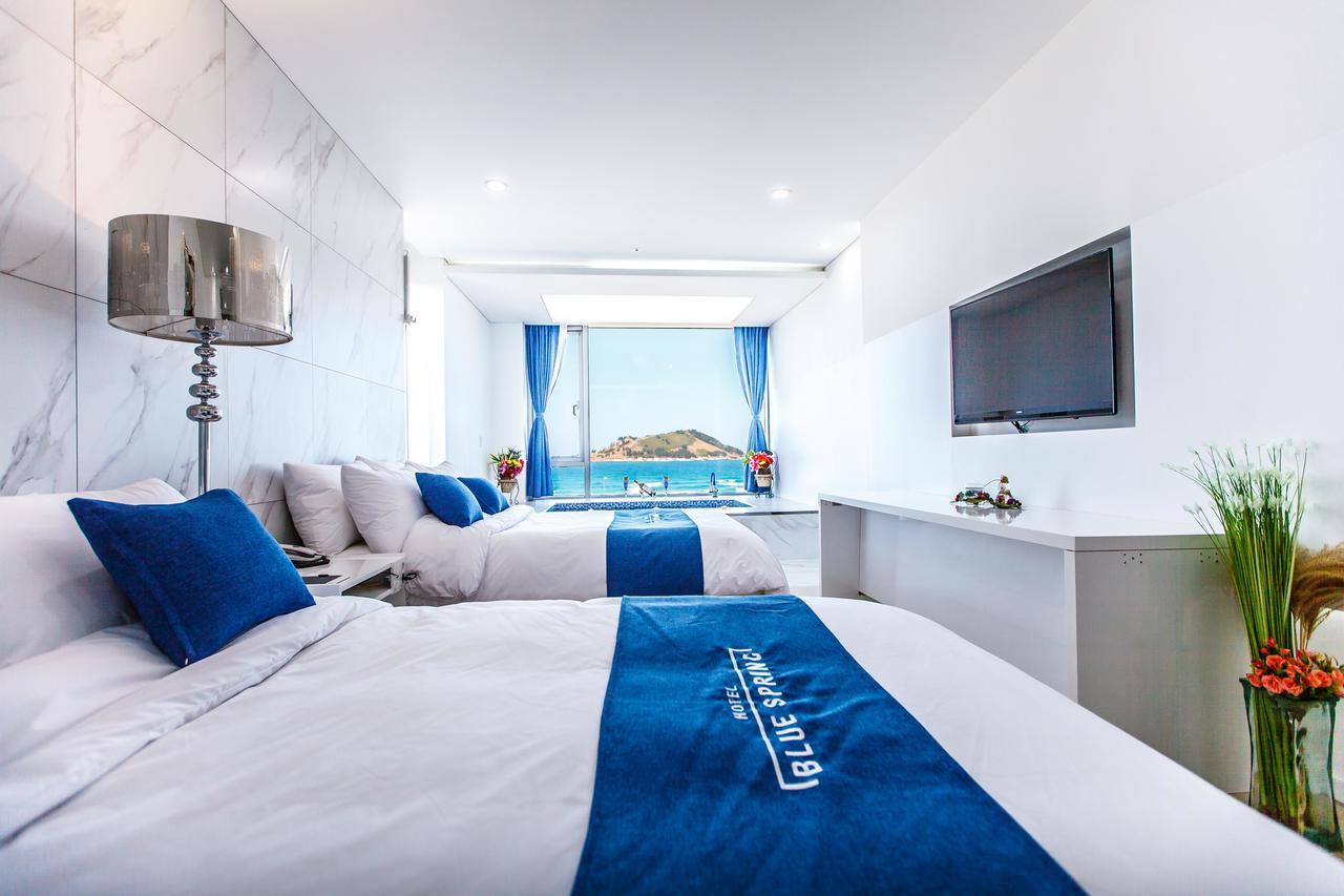 Blue Spring Hotel Чеджу Екстериор снимка