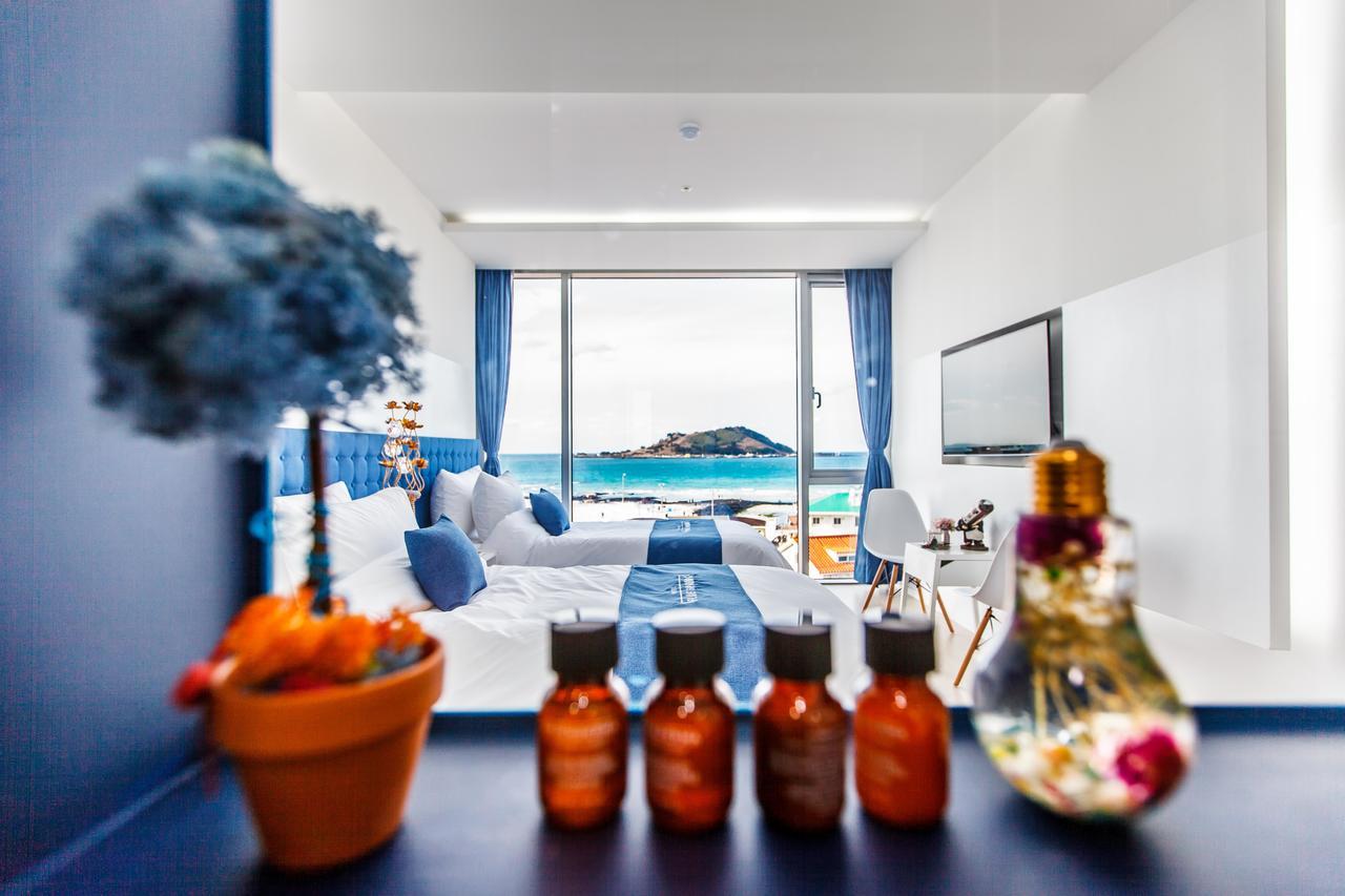 Blue Spring Hotel Чеджу Екстериор снимка