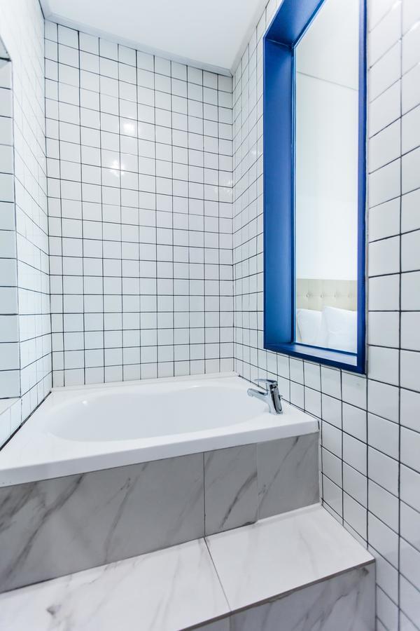 Blue Spring Hotel Чеджу Екстериор снимка