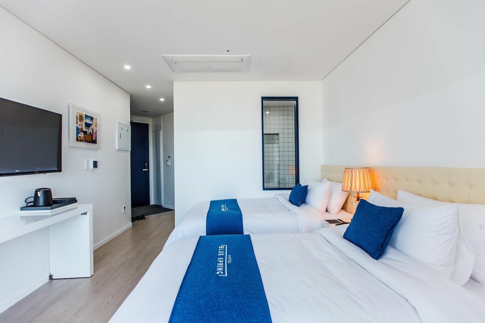 Blue Spring Hotel Чеджу Екстериор снимка