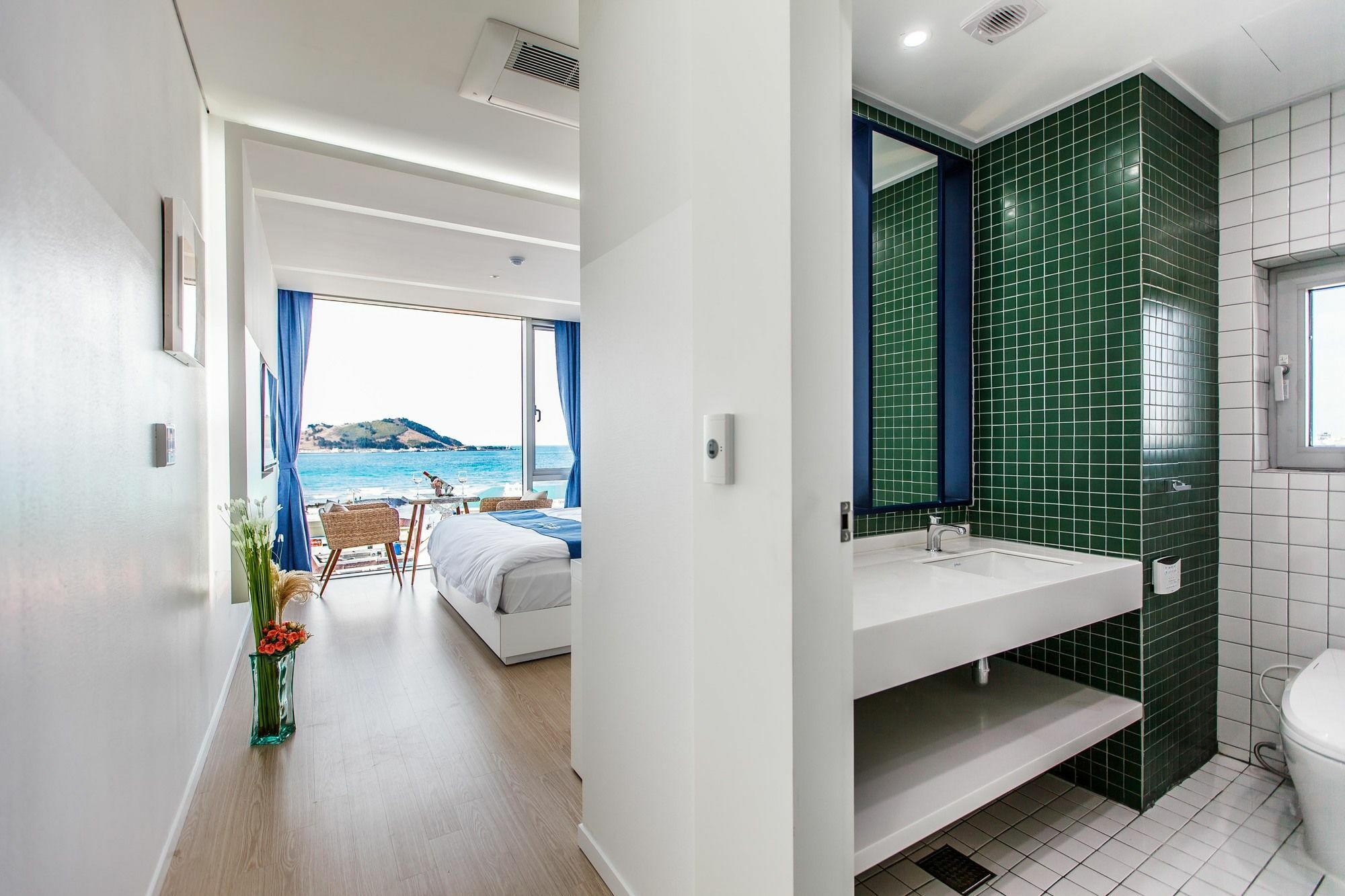 Blue Spring Hotel Чеджу Екстериор снимка